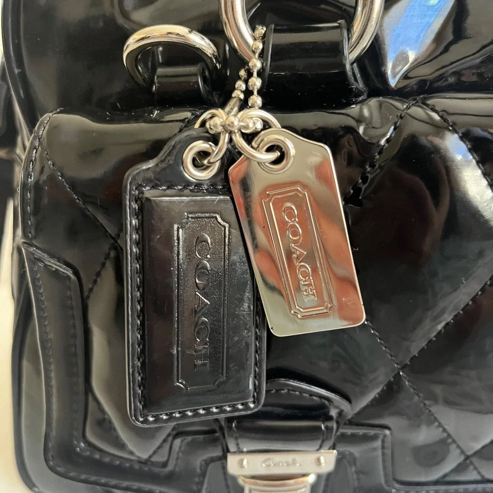 Vtg Coach 18675 Poppy‎ Liquid Gloss Quilted Patent Leather Black Satchel Purse